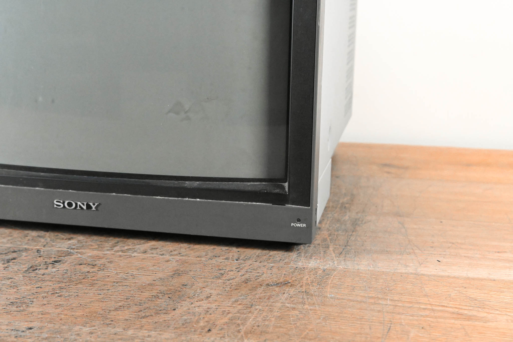 Sony PVM-20L5 CRT Trinitron Color Video Monitor