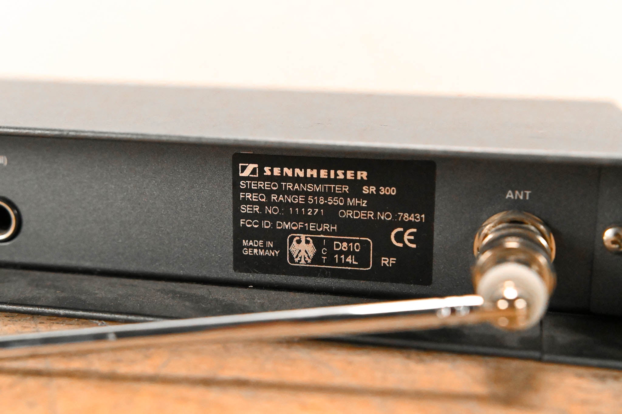 Sennheiser ew 300 IEM Wireless IEM System 518-550 MHz (NO POWER SUPPLY)
