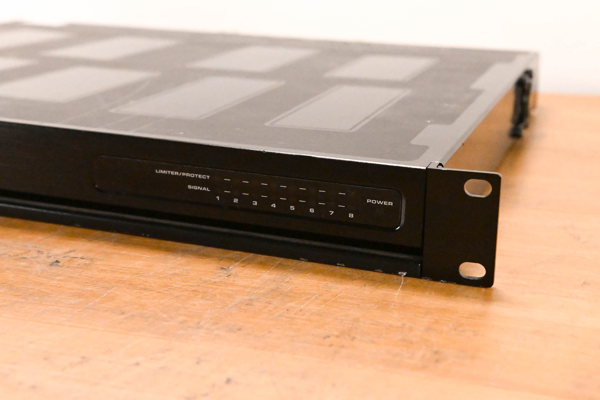 QSC MP-A80V 1600W 8-Channel 70V Power Amplifier