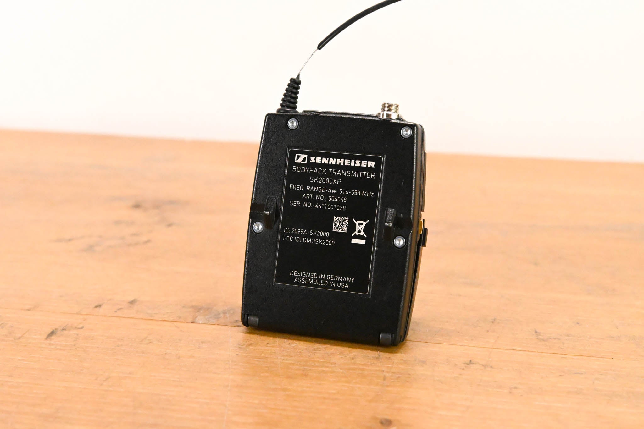 Sennheiser EM 2050 Wireless Receiver w/ one Beltpack - 516-558 MHz