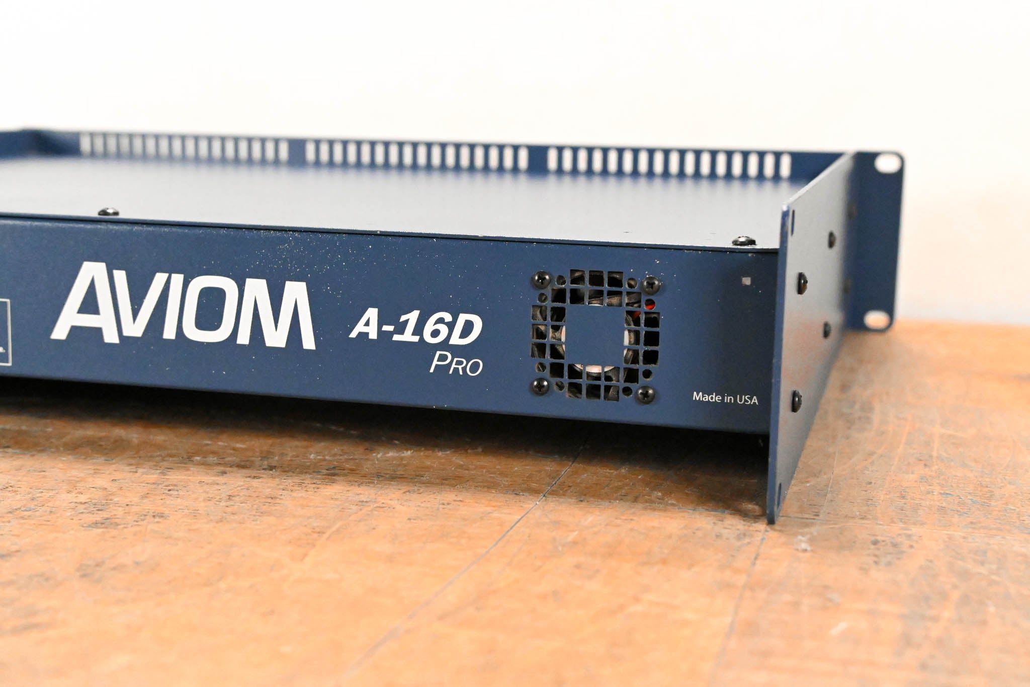 Aviom A-16D Pro A-Net Distributor